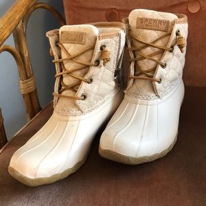 Beige Sperry Duck Boots . Women’s size 7